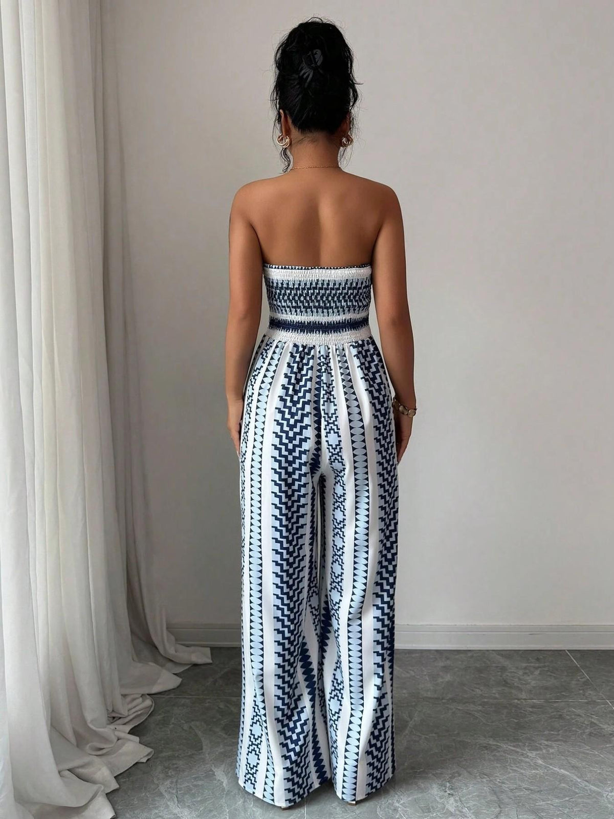👗 50% RABATT! ✨ Damen Jumpsuit schulterfrei floral im Boho-Stil – Eleganter Sommer-Overall mit Bardot-Ausschnitt – Fließend, leicht & perfekt für Festivals, Strand oder romantische Sommerabende 🌸