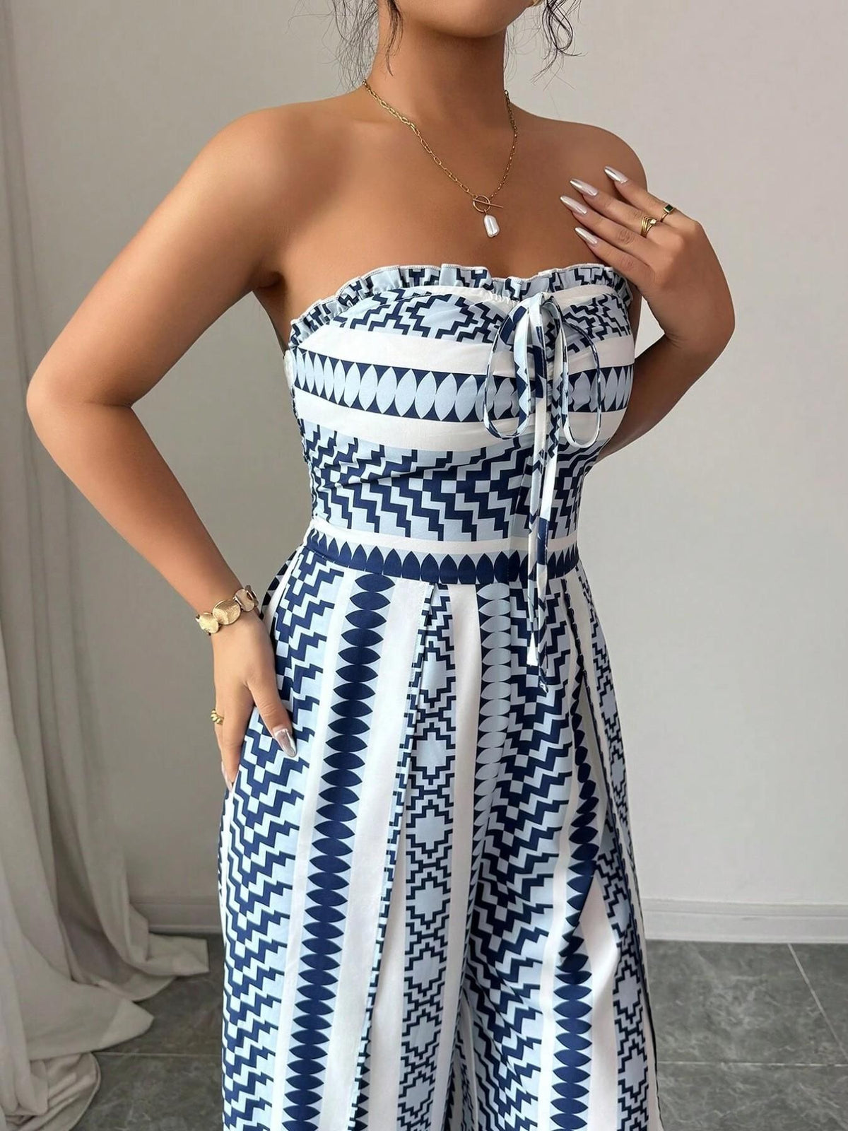 👗 50% RABATT! ✨ Damen Jumpsuit schulterfrei floral im Boho-Stil – Eleganter Sommer-Overall mit Bardot-Ausschnitt – Fließend, leicht & perfekt für Festivals, Strand oder romantische Sommerabende 🌸