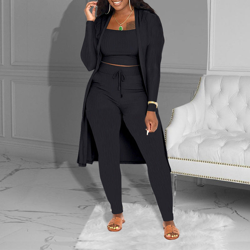Lässiges 3-teiliges Strickset – Cropped Top, Cardigan & Hose