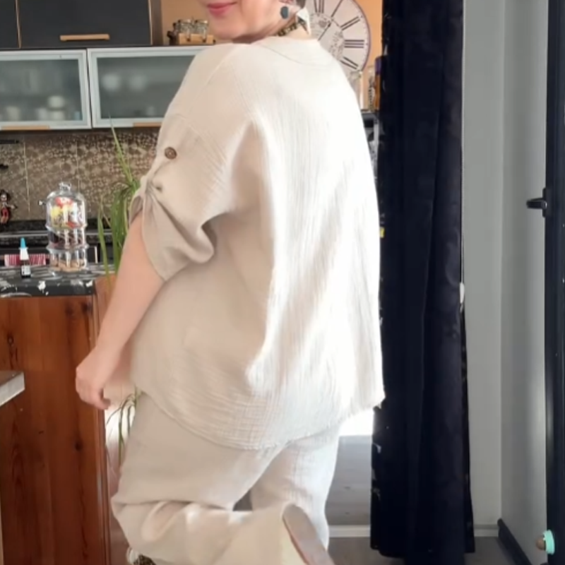 Bequemes Loungewear-Set für Damen mit aufrollbaren Ärmeln