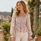 Lässige Damen-Bluse mit quadratischem Ausschnitt, ausgestellten Ärmeln und Blumenmuster aus Chiffon, Ferien-Top